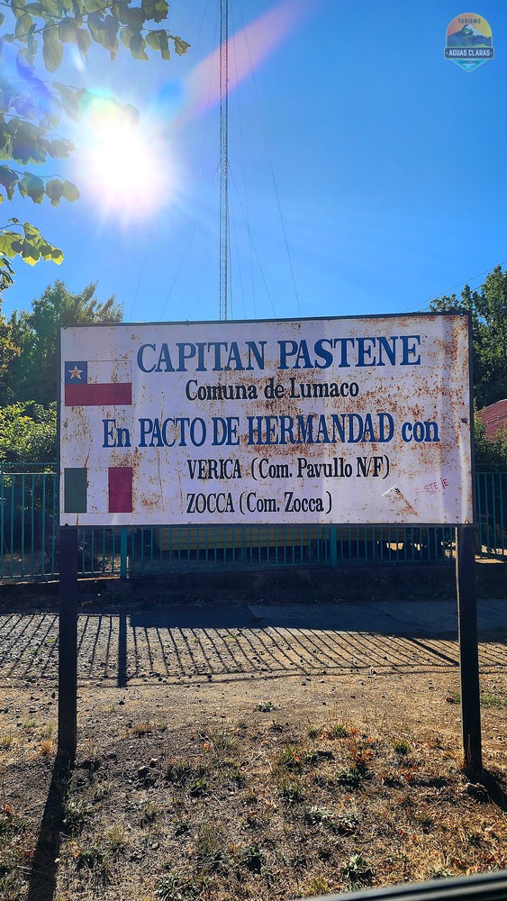 Letrero de bienvenida a Capitán Pastene
