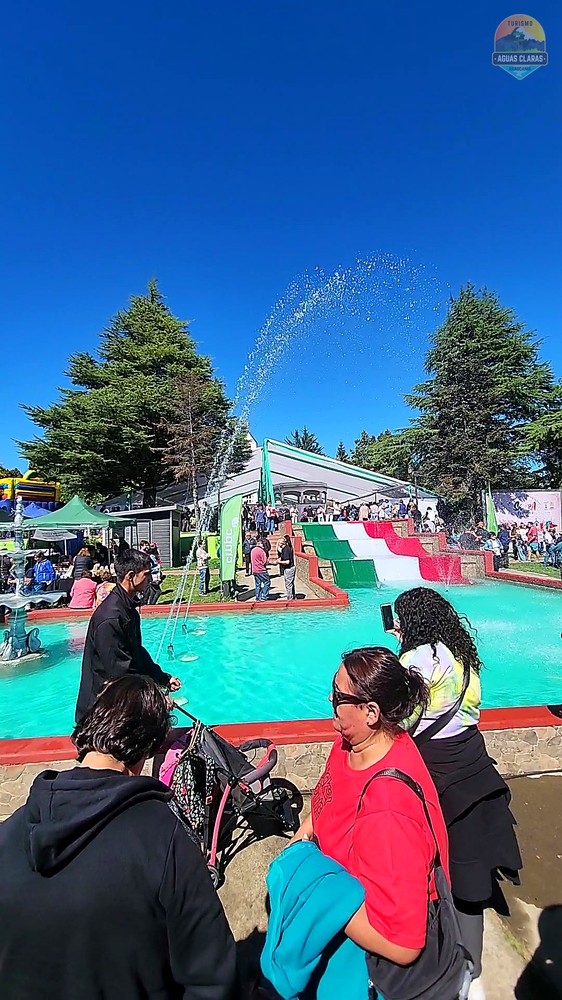 Pileta de la plaza de Capitán Pastene durante La Sagra